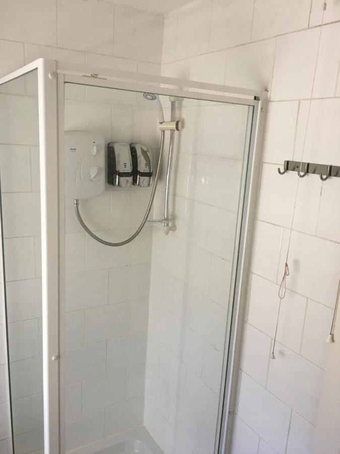 Budget Stay, Shared Guest House, R1 Mount Pleasant Hill Swansea Kültér fotó