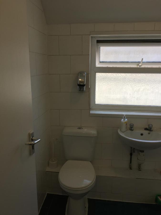 Budget Stay, Shared Guest House, R1 Mount Pleasant Hill Swansea Kültér fotó
